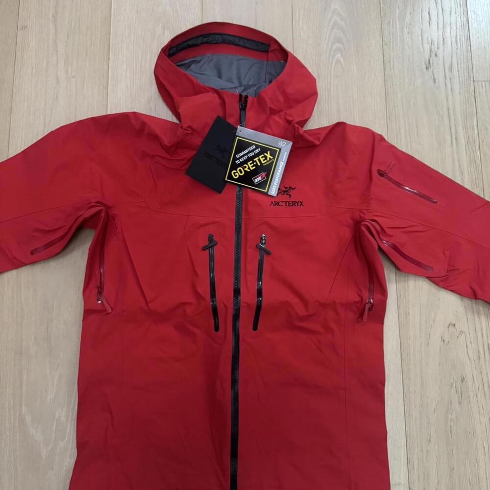 Arc'teryx Alpha SV 7 Red Jacket